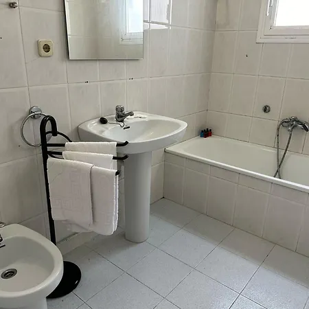 Vista Alegre Rest House For 8 Persons Apartment Vallromanes