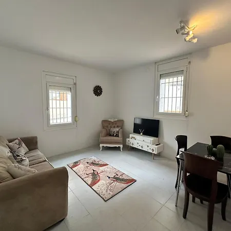 Vista Alegre Rest House For 8 Persons Apartment *