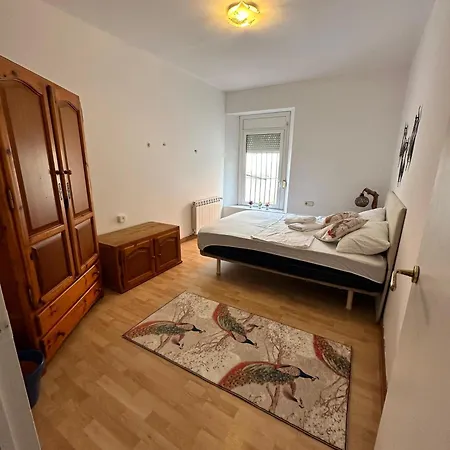 Vista Alegre Rest House For 8 Persons Apartamento